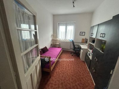 Eladó családi ház Veresegyház