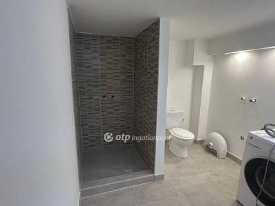Eladó családi ház Veresegyház
