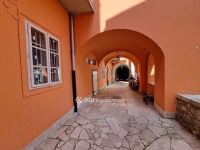 Eladó lakás Budapest