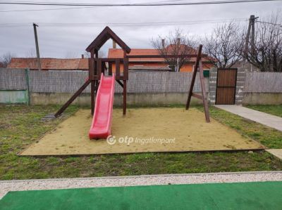 Eladó családi ház Hajdúböszörmény