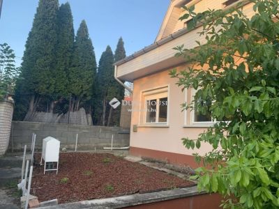 Eladó családi ház Fót