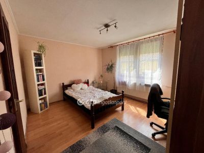 Eladó családi ház Püspökladány