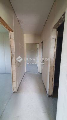 Eladó családi ház Kóka