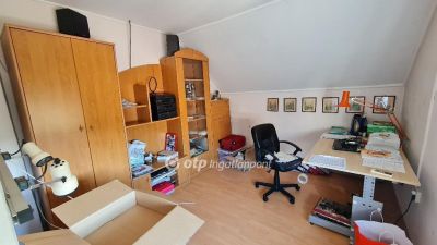 Eladó családi ház Budapest