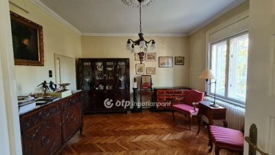Eladó családi ház Budapest