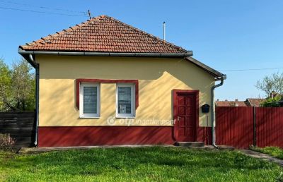 Eladó családi ház Tiszanána