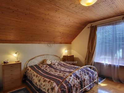Eladó családi ház Budaörs