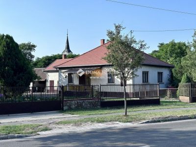Eladó családi ház Dabas