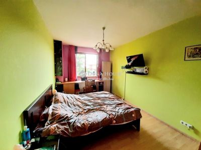 Eladó családi ház Vecsés