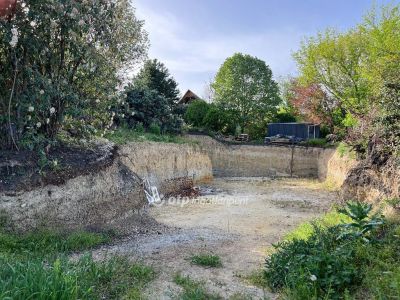 Eladó lakóövezeti telek Balatonfüred