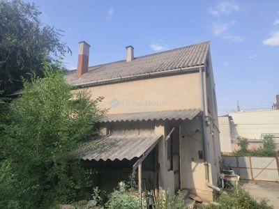 Eladó családi ház Szentes