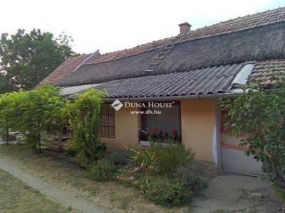 Eladó családi ház Szentes