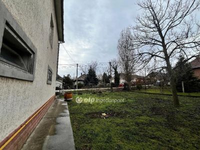 Eladó családi ház Érd