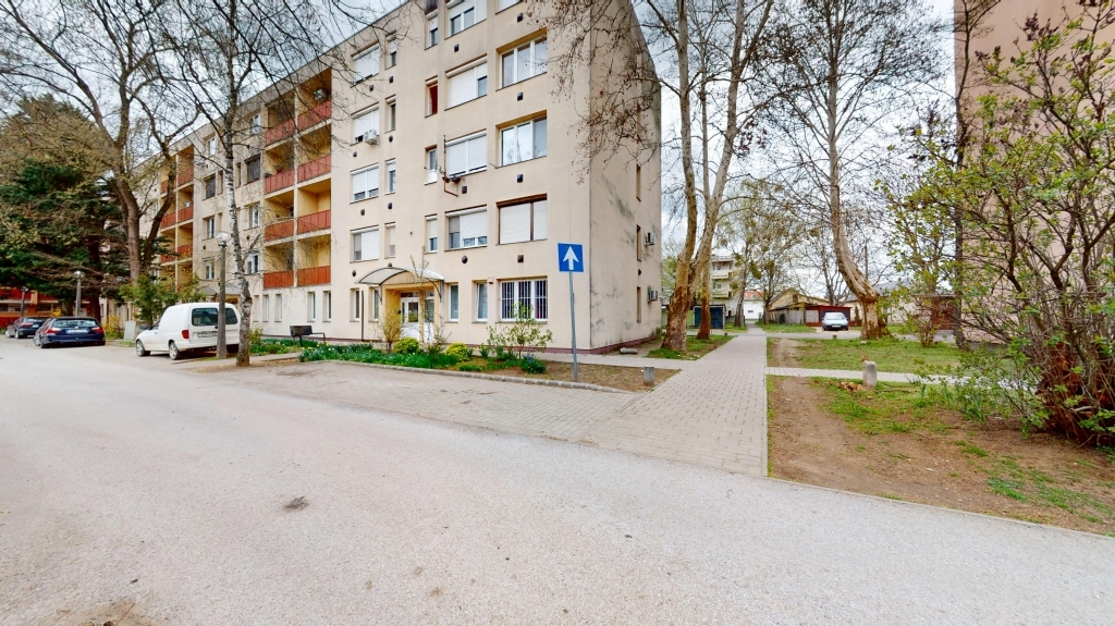 Eladó sorház Nyírbátor