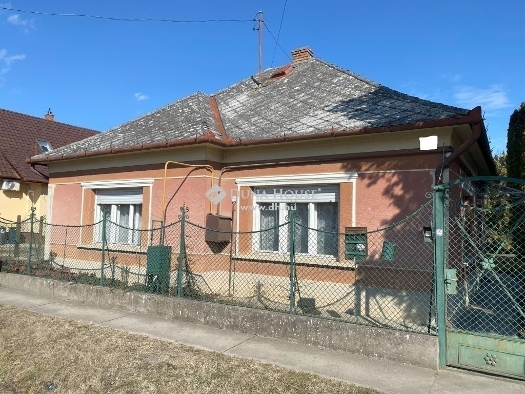 Eladó családi ház Gyömrő