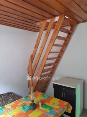 Eladó családi ház Püspökladány