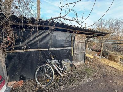Eladó családi ház Poroszló