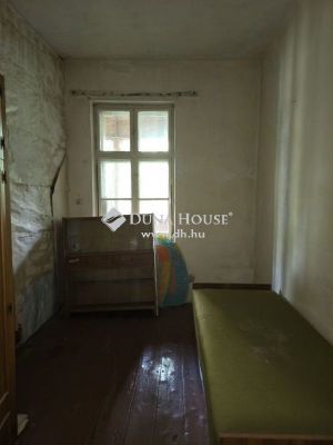 Eladó családi ház Budapest