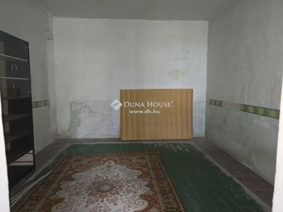 Eladó családi ház Budapest
