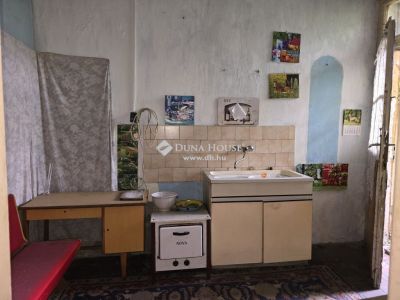 Eladó családi ház Budapest