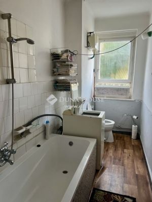 Eladó lakás Bugyi