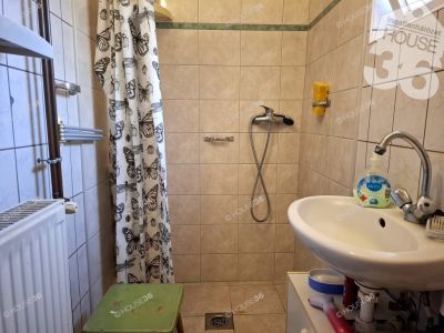 Eladó családi ház Budapest