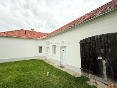Eladó családi ház Hobol