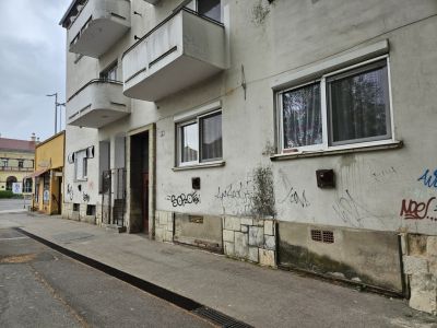 Eladó lakás Pécs