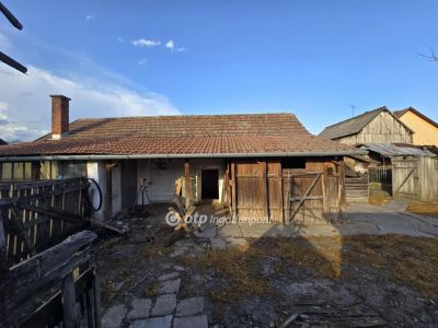 Eladó családi ház Kaba