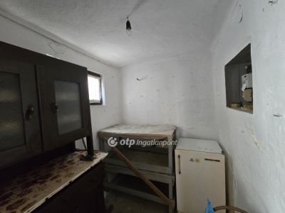 Eladó családi ház Kaba