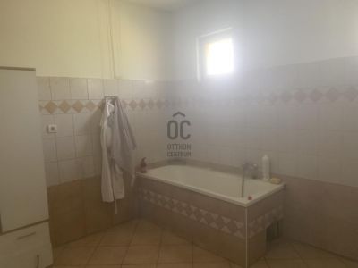 Eladó családi ház Ercsi