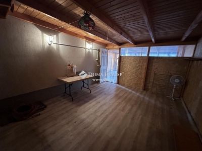 Eladó családi ház Monor