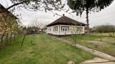 Eladó családi ház Tápióbicske