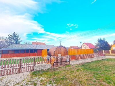 Eladó nyaraló Tiszakécske