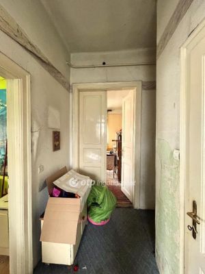 Eladó családi ház Budapest
