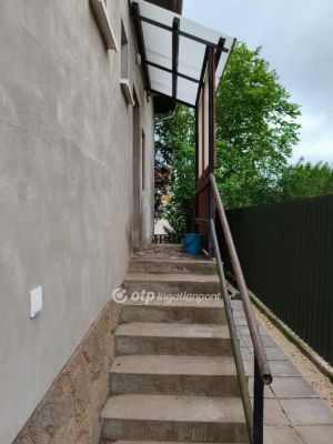 Eladó családi ház Budapest
