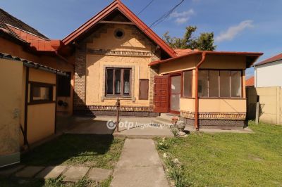 Eladó családi ház Ráckeve