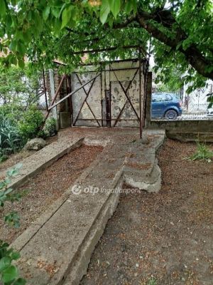 Eladó családi ház Pécs