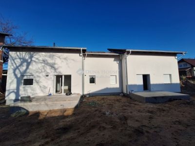 Eladó ikerház Mogyoród