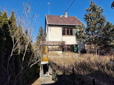 Eladó családi ház Budapest