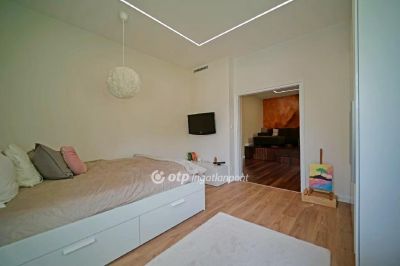 Eladó családi ház Budapest