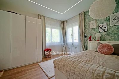 Eladó családi ház Budapest