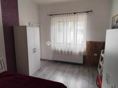 Eladó házrész Budapest