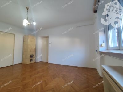 Eladó lakás Nagykőrös