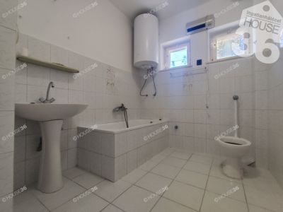 Eladó lakás Nagykőrös