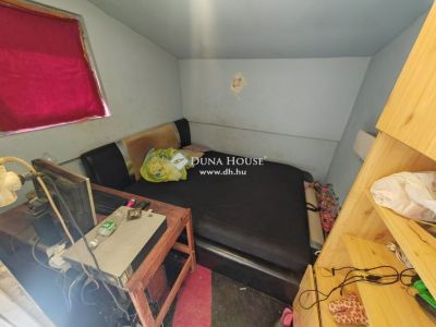 Eladó egyéb telek Pécs