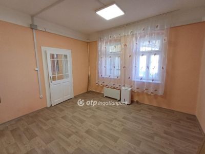 Eladó családi ház Sirok