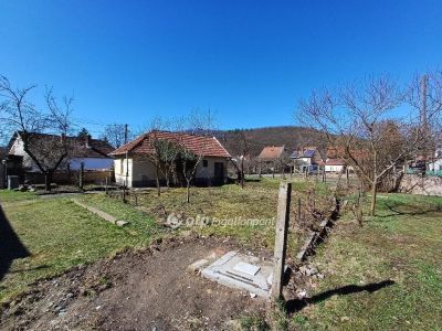Eladó családi ház Sirok