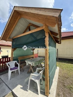 Eladó családi ház Monor