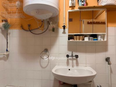 Eladó családi ház Ceglédbercel